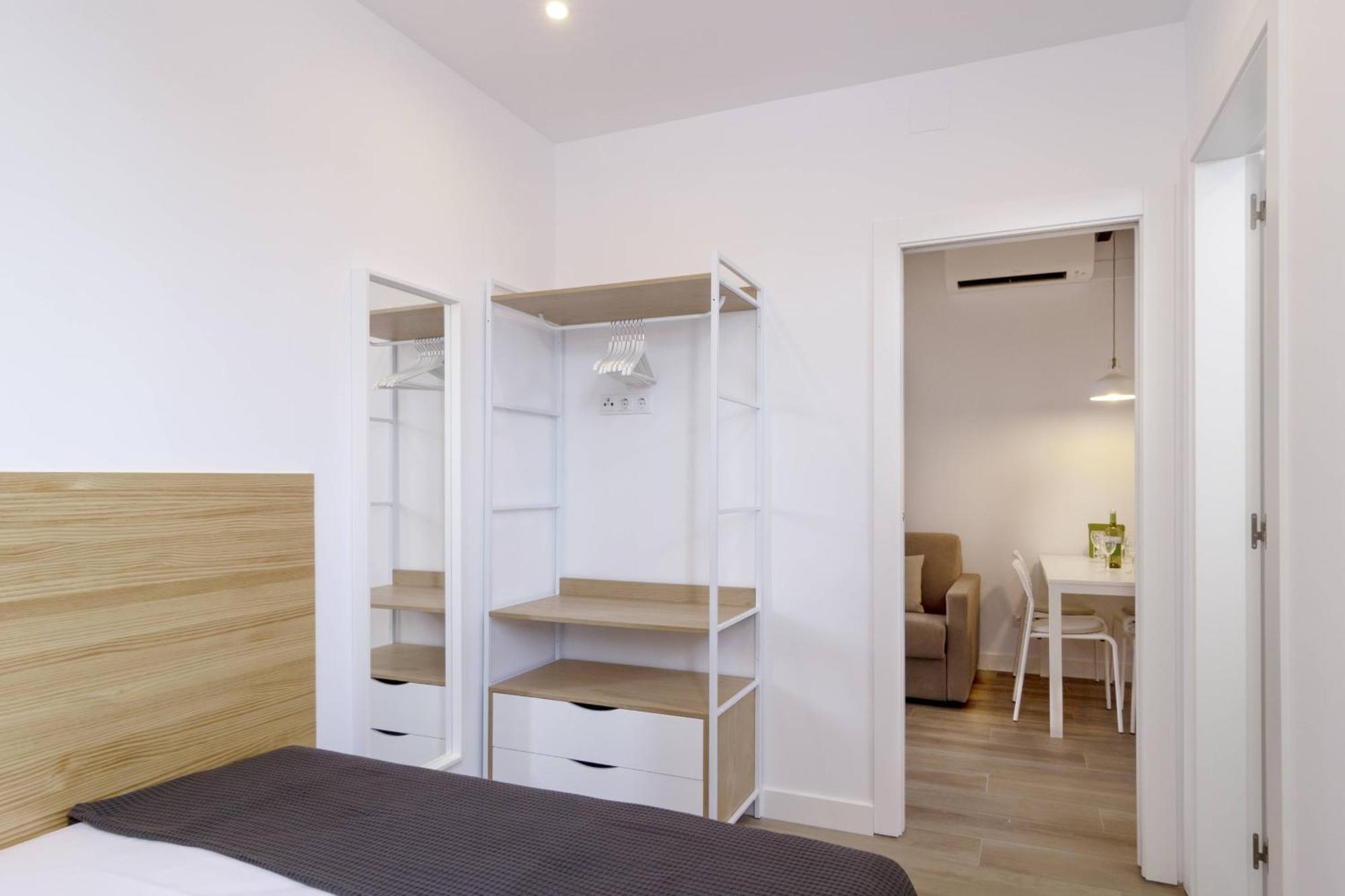דירות הוספיטלט דה יוברגאט Ola Living Camp Nou מראה חיצוני תמונה