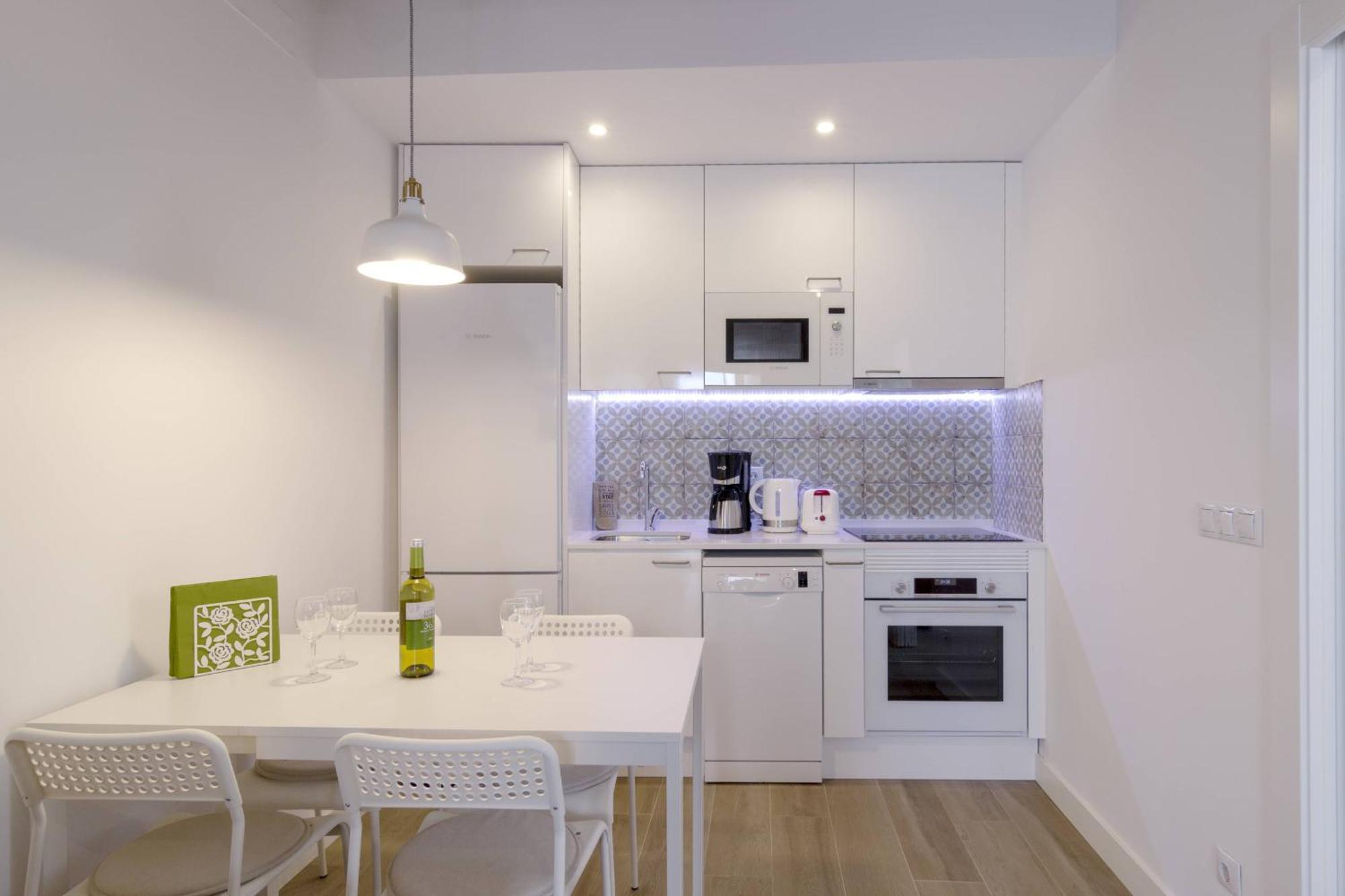 דירות הוספיטלט דה יוברגאט Ola Living Camp Nou מראה חיצוני תמונה